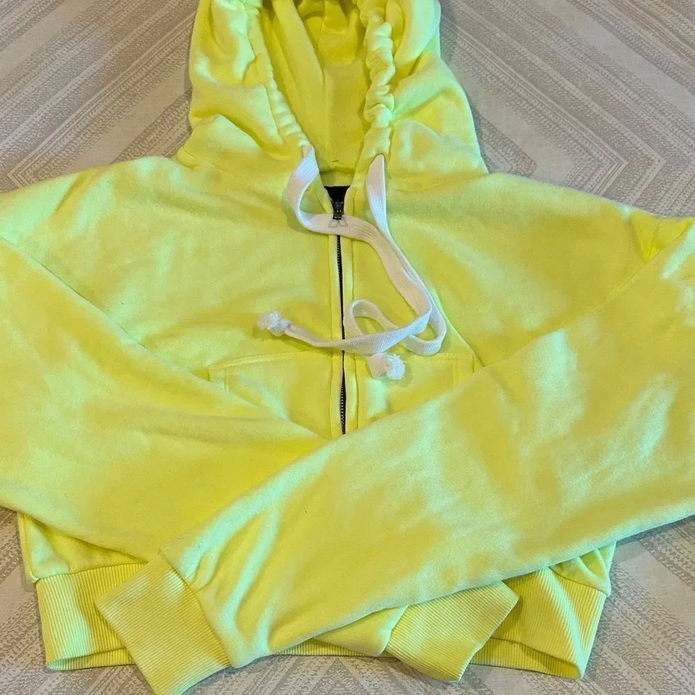 Katie J NYC Girls Bright Yellow Zip-Up Cropped Hoodie - Size XS